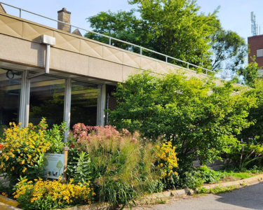 Bathurst Garden at TTC Bathurst Station
