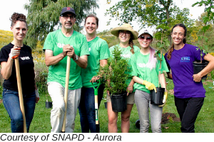 © 2018 Anna Cianni LEAF representatives and King staff posing(© 2018 Anna Cianni / snapd Aurora)