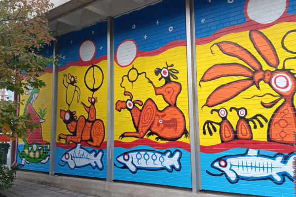 Thomas Sinclair’s mural, located at the Bathurst Station Urban Forest Demonstration Garden(© 2023 Brian Millward / LEAF)
