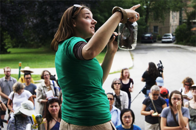 Amanda Gomm edible tree tour
